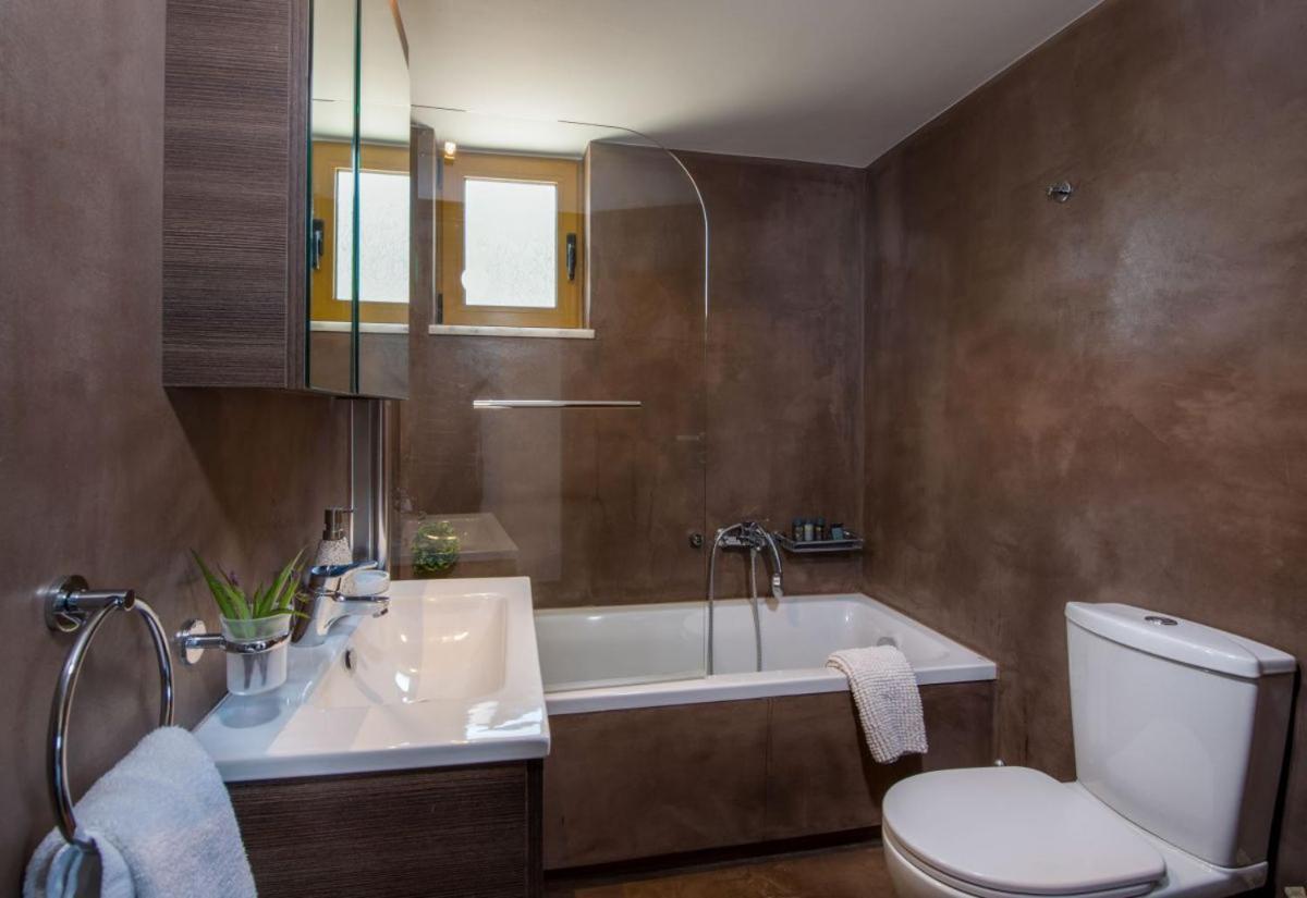 Villa Lady Dafni With Private Heated Pool มาเลเม ภายนอก รูปภาพ